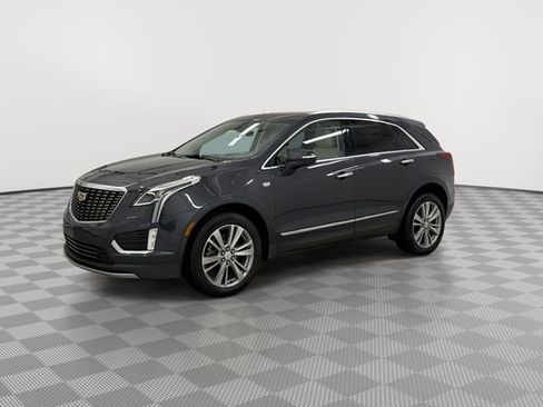 Certified 2023 Cadillac XT5 Premium Luxury w/ Technology Package image 4