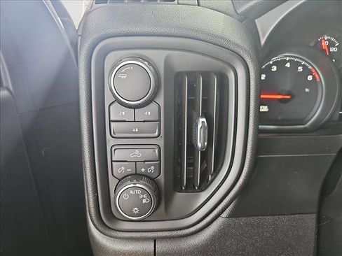 Used 2021 Chevrolet Silverado 2500 W/T w/ WT Convenience Package image 17