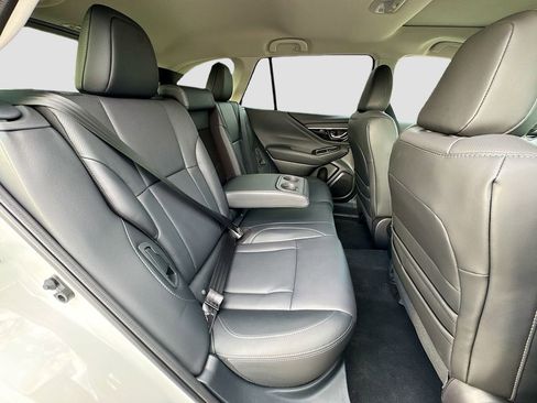 New 2025 Subaru Outback Limited image 35