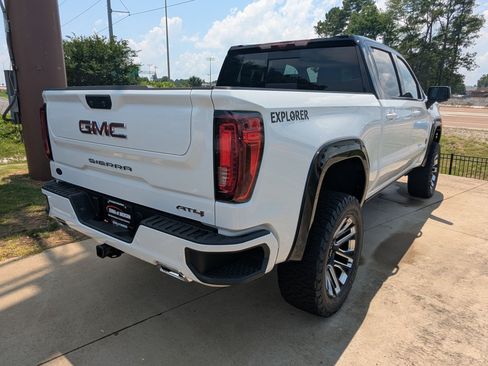 New 2026 GMC Sierra 1500 AT4 w/ Technology Package AWD/4WD image 2