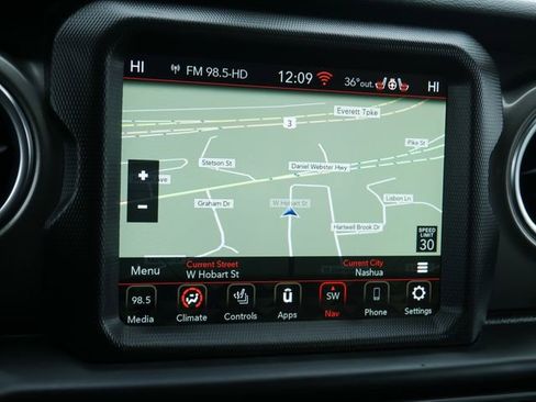 Used 2022 Jeep Gladiator Rubicon w/ LED Lighting Group image 18