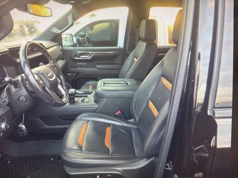 Used 2022 GMC Sierra 1500 AT4 w/ AT4 Preferred Package image 6