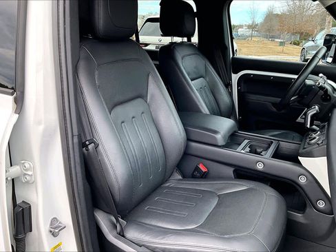 Used 2020 Land Rover Defender 110 HSE image 9