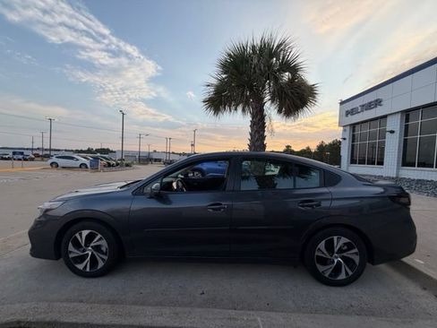 Used 2025 Subaru Legacy Premium AWD/4WD image 7