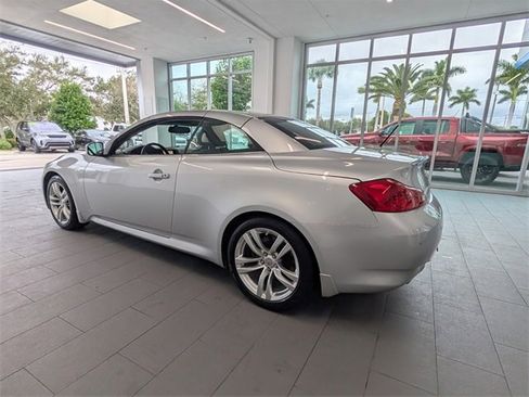 Used 2010 INFINITI G37 Sport w/ Premium Pkg image 5