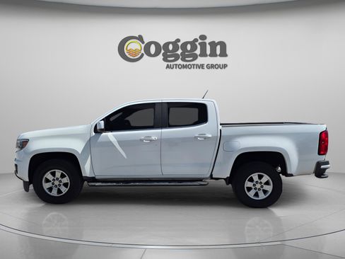 Used 2020 Chevrolet Colorado W/T w/ WT Convenience Package RWD image 2