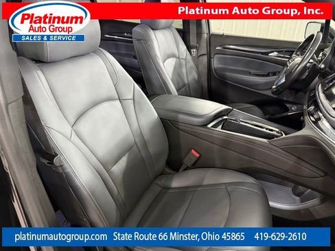 Used 2023 Buick Enclave Essence w/ Sport Touring Edition FWD image 39