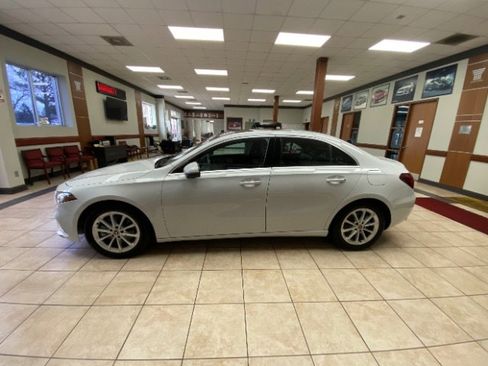 Used 2020 Mercedes-Benz A 220 4MATIC w/ Premium Package image 4