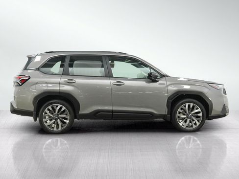 Used 2025 Subaru Forester Touring w/ Touring Package AWD/4WD image 6