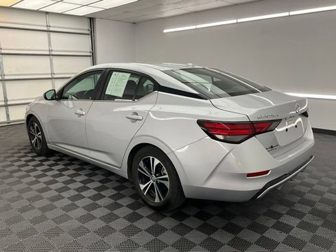 Used 2022 Nissan Sentra SV FWD image 13