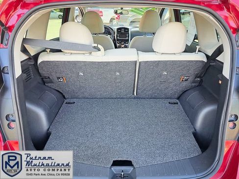 Used 2015 Nissan Versa Note SV image 13