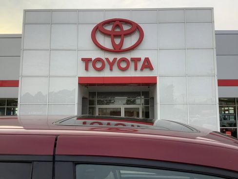 Used 2006 Toyota Tundra Limited image 9