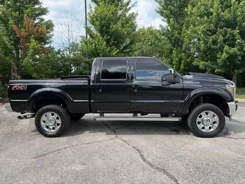 Used 2015 Ford F250 Lariat w/ Chrome Package AWD/4WD image 2