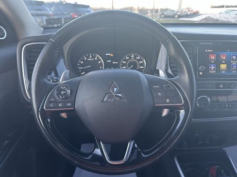 Used 2019 Mitsubishi Outlander GT image 23