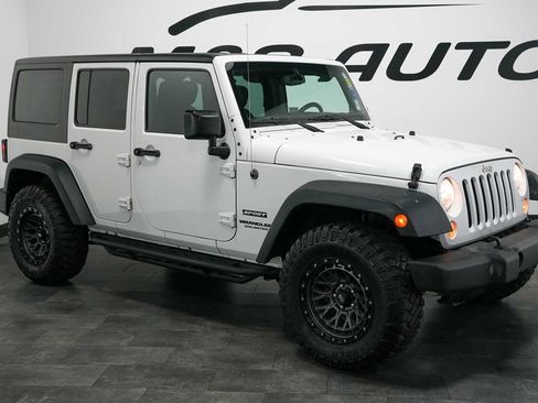 Used 2016 Jeep Wrangler Unlimited Sport w/ Quick Order Package 24S AWD/4WD image 7