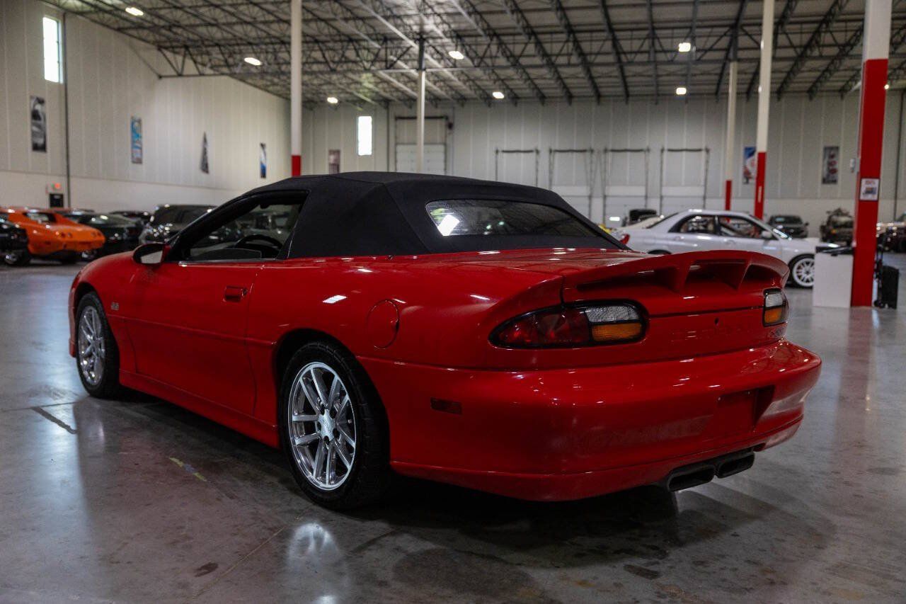 Used 2002 Chevrolet Camaro Z28 w/ SS Performance/Appearance Pkg RWD image 23
