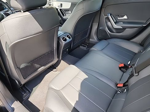 Used 2025 Mercedes-Benz CLA 250 4MATIC image 10