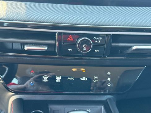 Used 2025 Nissan Kicks SR FWD image 20