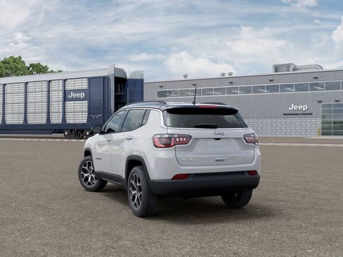 New 2026 Jeep Compass Limited AWD/4WD image 4