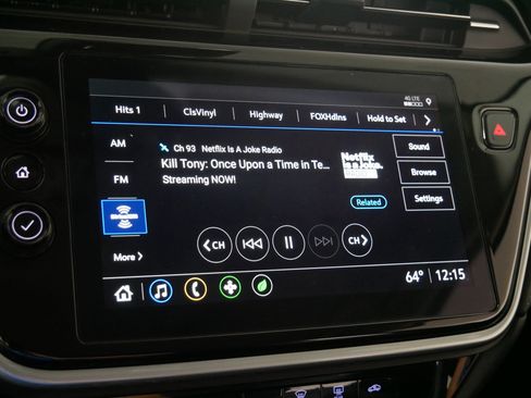 Used 2023 Chevrolet Bolt EUV LT w/ Convenience Package FWD image 22
