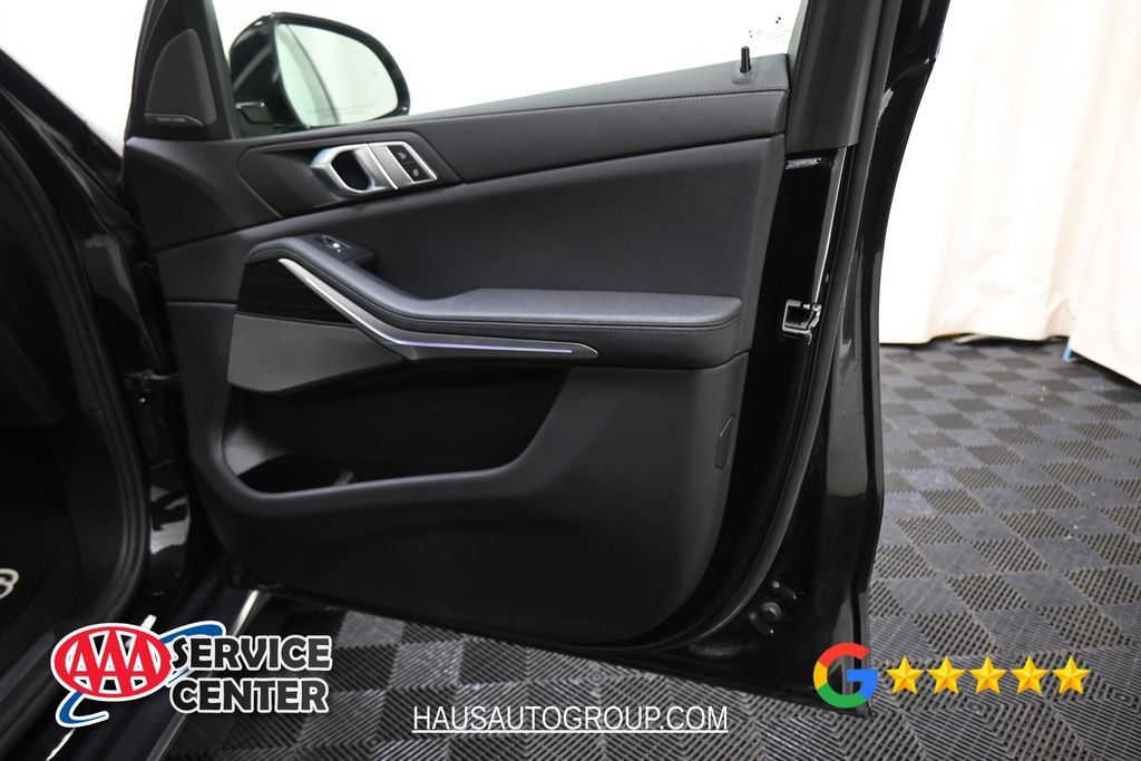 Used 2021 BMW X5 xDrive40i w/ Premium Package AWD/4WD image 27