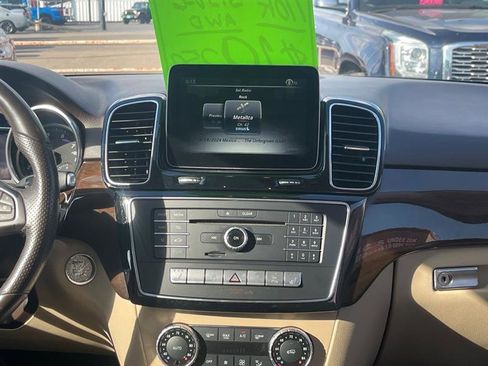 Used 2018 Mercedes-Benz GLE 350 4MATIC image 24