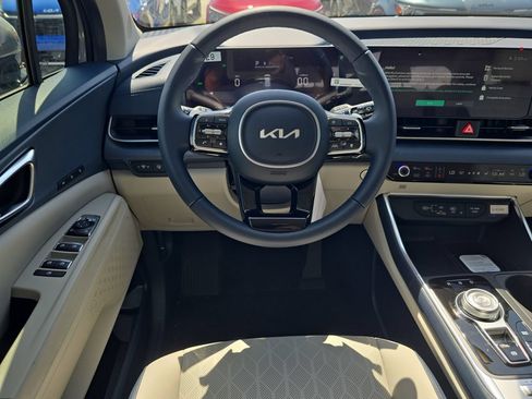 New 2026 Kia Carnival EX FWD image 14