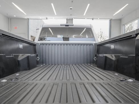 Used 2025 Toyota Tacoma PreRunner RWD image 29
