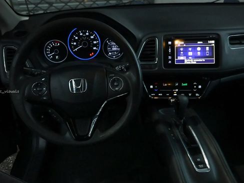 Used 2016 Honda HR-V EX image 5