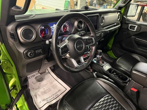 Certified 2018 Jeep Wrangler Unlimited Rubicon image 37