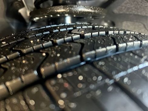 Used 2025 BMW i4 xDrive40i w/ Premium Package image 26