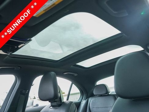 Used 2024 Mercedes-Benz C 300 Sedan image 12