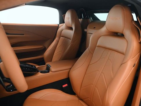 New 2026 Aston Martin V8 Vantage Convertible RWD image 16