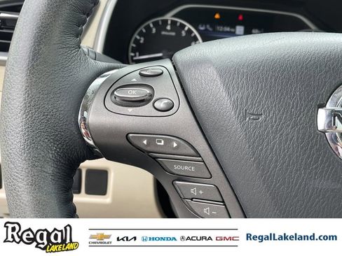 Used 2021 Nissan Murano SL w/ SL Moonroof Package image 27