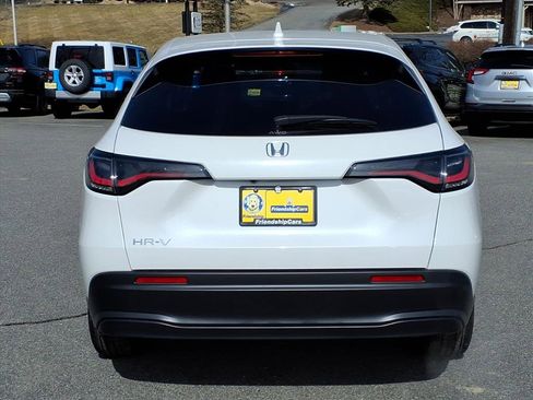 New 2026 Honda HR-V LX image 17