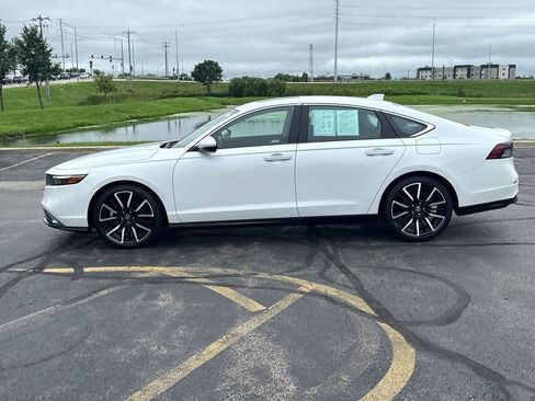 Certified 2024 Honda Accord Touring image 8