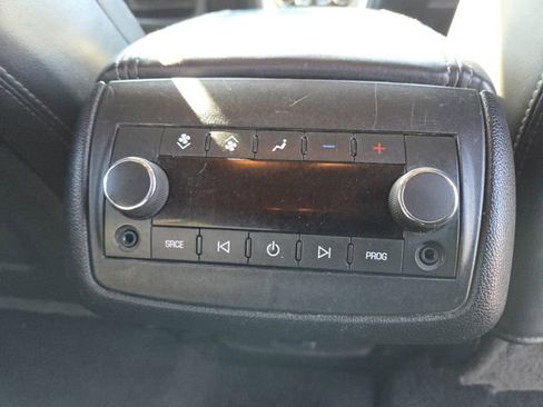 Used 2014 GMC Acadia SLT image 12