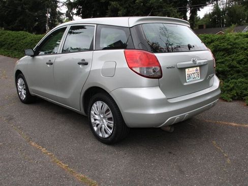 Used 2003 Toyota Matrix FWD image 4