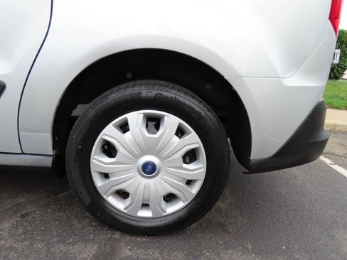 Used 2020 Ford Transit Connect XLT FWD image 13