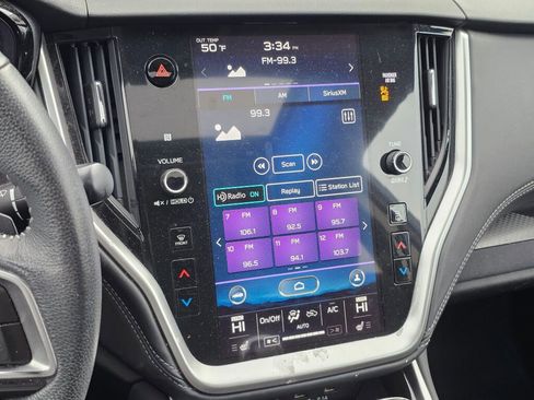 Used 2020 Subaru Outback Premium image 26