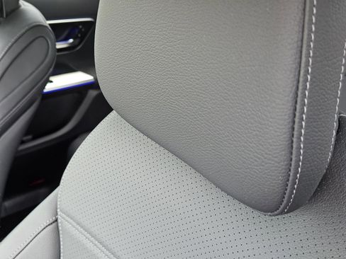 Certified 2026 Mercedes-Benz GLC 300 image 7