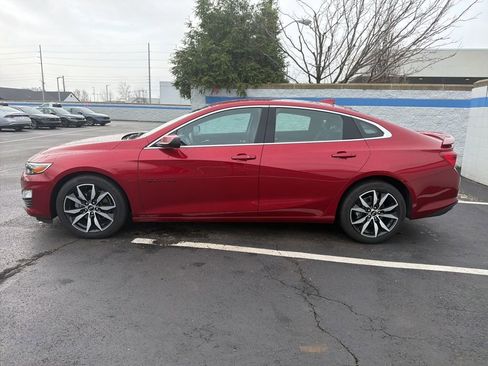 Used 2024 Chevrolet Malibu RS w/ LPO, Floor Liner Package image 2