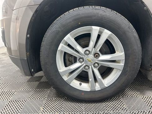 Used 2011 Chevrolet Equinox LT w/ Driver Convenience Package image 8