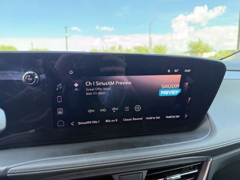 Used 2025 Buick Encore GX Preferred FWD image 19