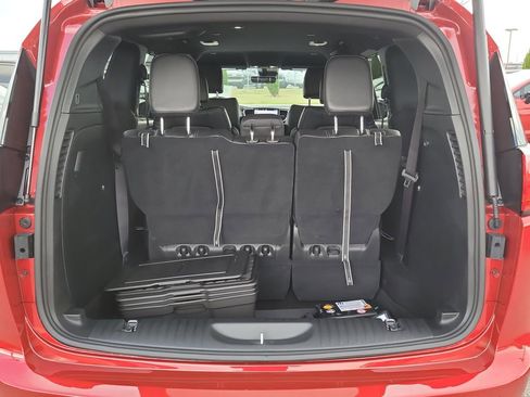 New 2026 Chrysler Voyager LX FWD image 9