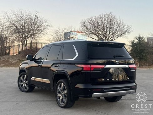 Used 2024 Toyota Sequoia Capstone image 5