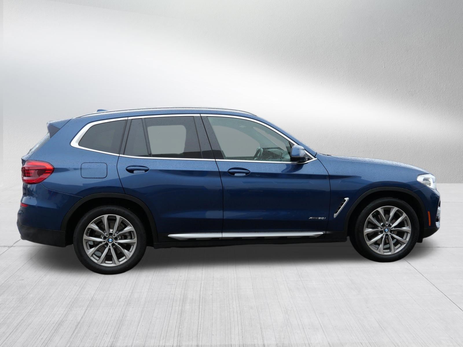 Used 2018 BMW X3 xDrive30i AWD/4WD image 8