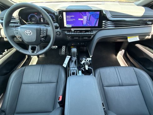 New 2026 Toyota Camry XSE FWD image 18