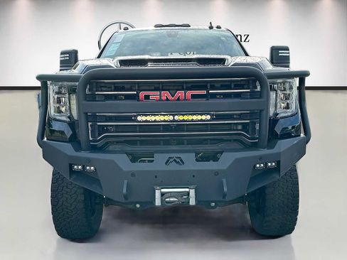 Used 2020 GMC Sierra 2500 AT4 w/ AT4 Premium Package AWD/4WD image 2