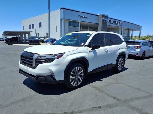 Certified 2025 Subaru Forester Touring w/ Touring Package AWD/4WD image 8